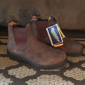 NEW Blundstone 584 Unisex Rustic Brown Boot Sz 8.5